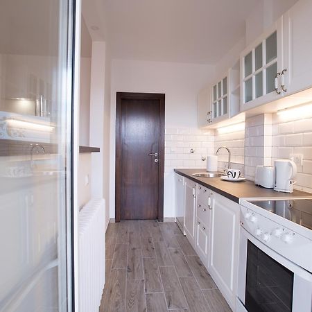 Apartman Arte Novi Sad Buitenkant foto