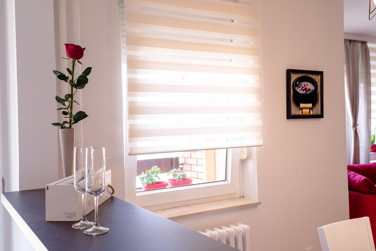 Apartman Arte Novi Sad Buitenkant foto